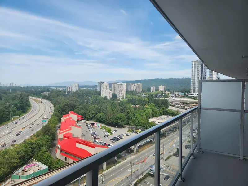 318 Alderson AVE #1807, Coquitlam, BC V3K 0J1