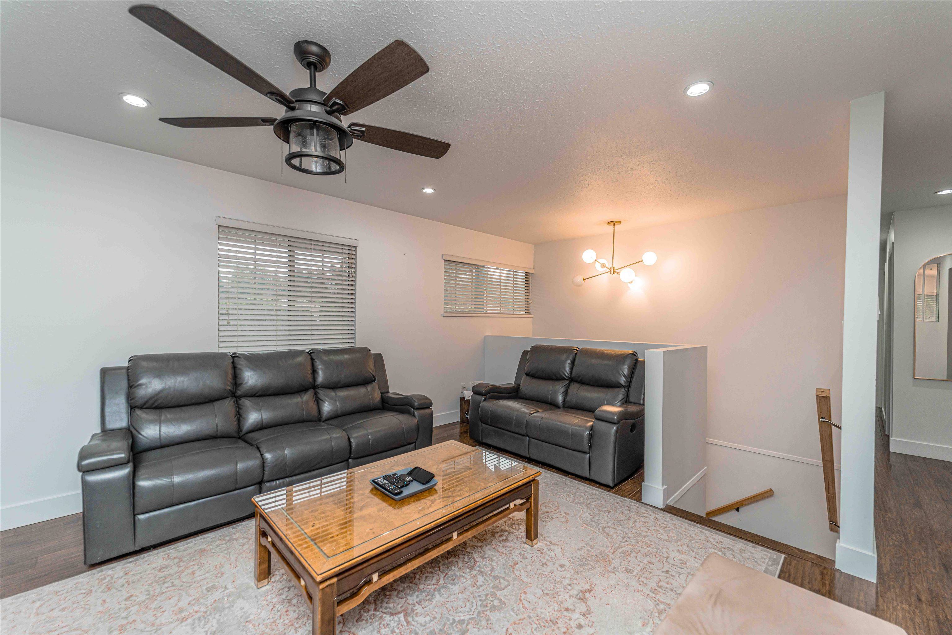 Abbotsford, BC V2T 5B8,3520 Clearbrook RD