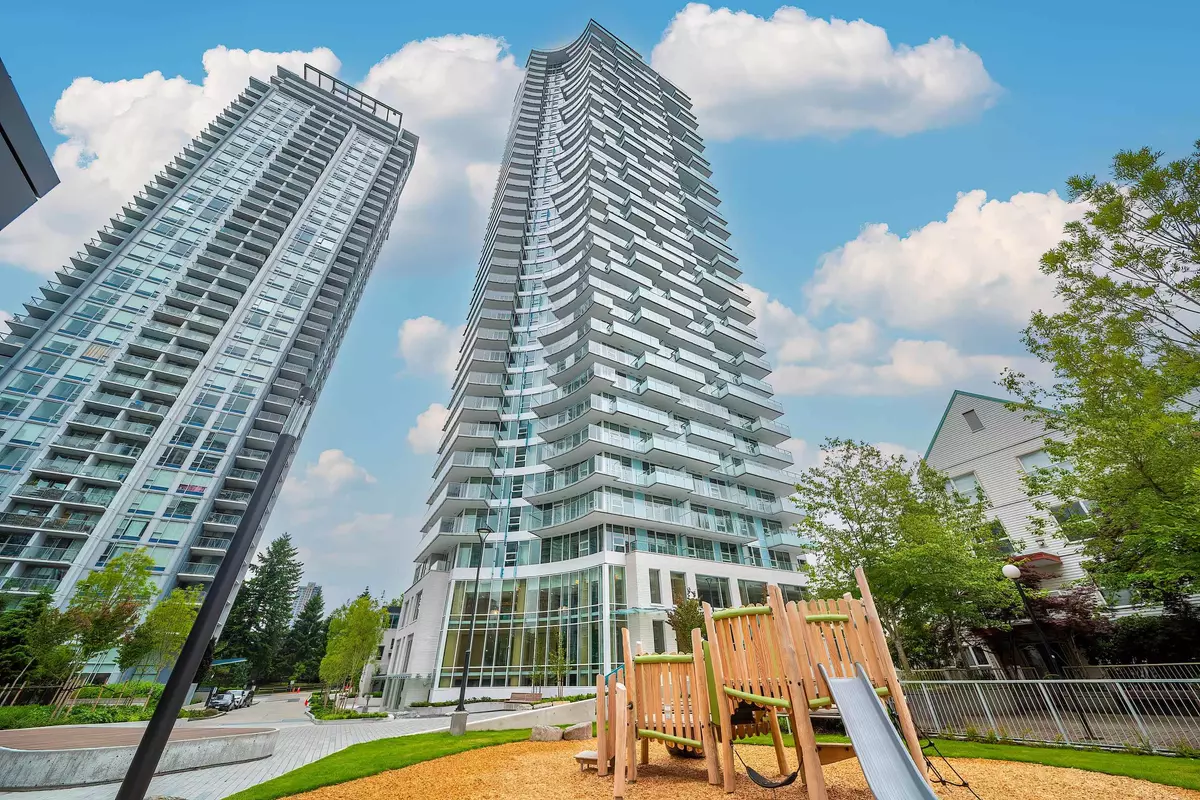 Surrey, BC V3T 0V2,13768 100 AVE #3301