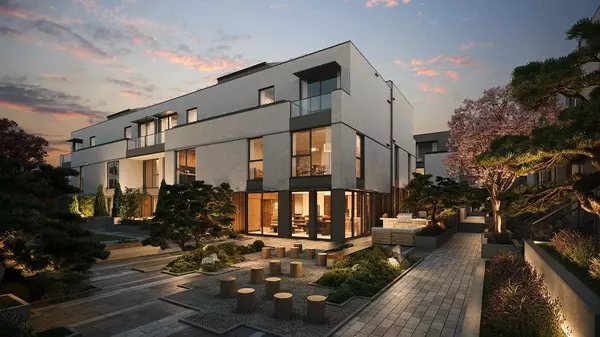 Coquitlam, BC V3J 3Z8,638 Thompson AVE #203