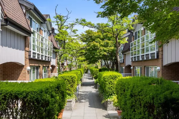 5790 East Boulevard #361, Vancouver, BC V6M 4M4