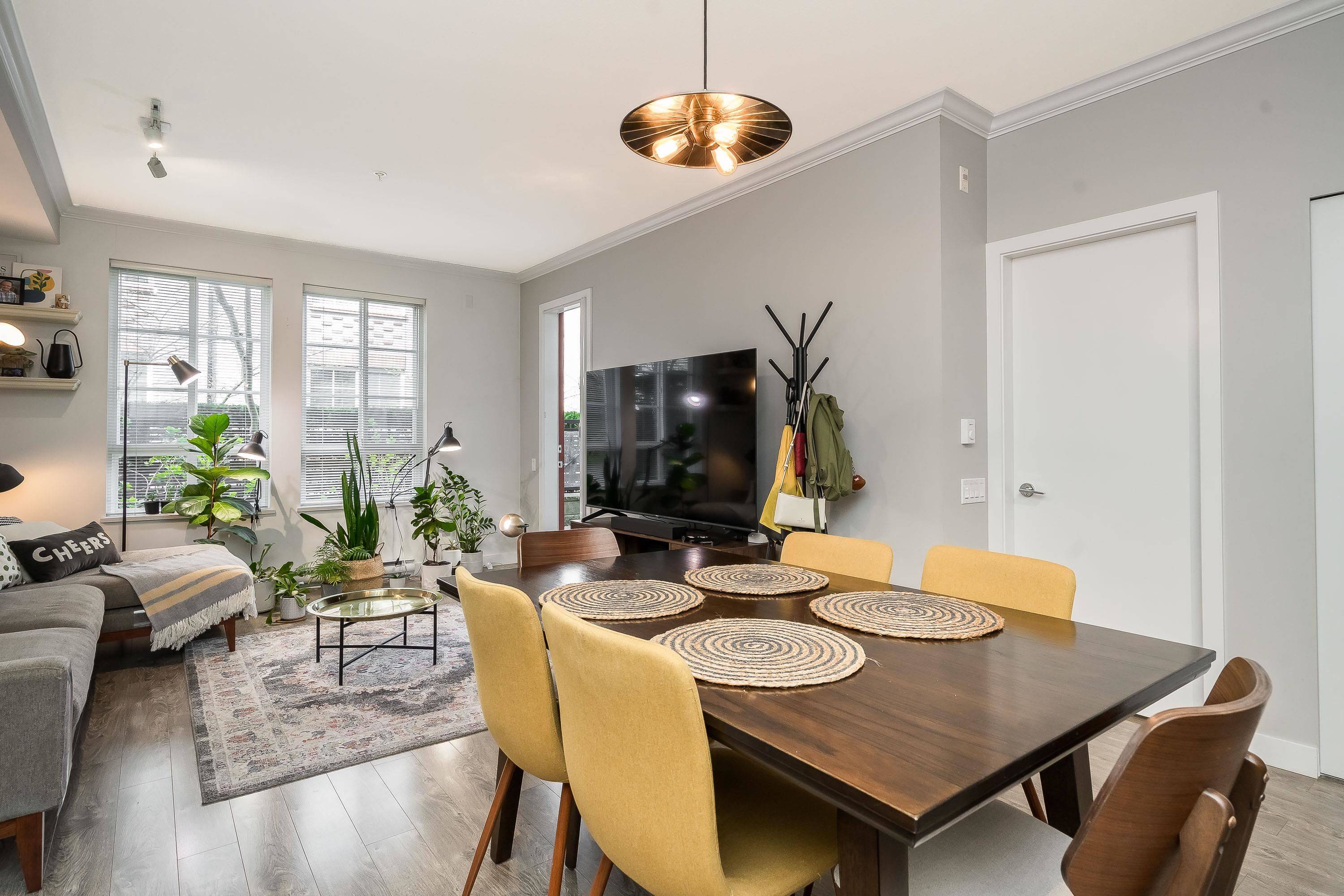 Coquitlam, BC V3J 0G1,618 Como Lake AVE #117