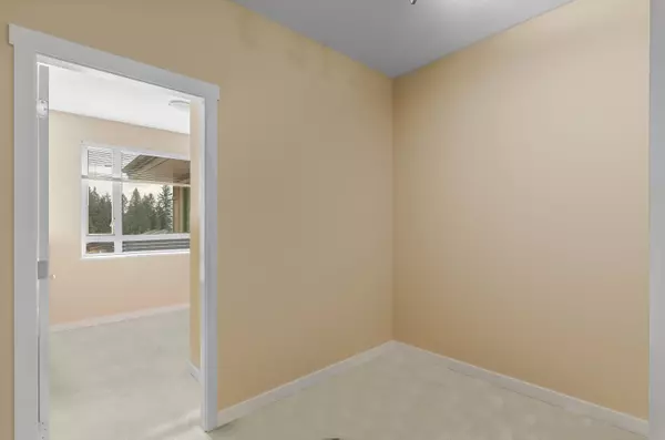 Coquitlam, BC V3B 0E1,3105 Lincoln AVE #403