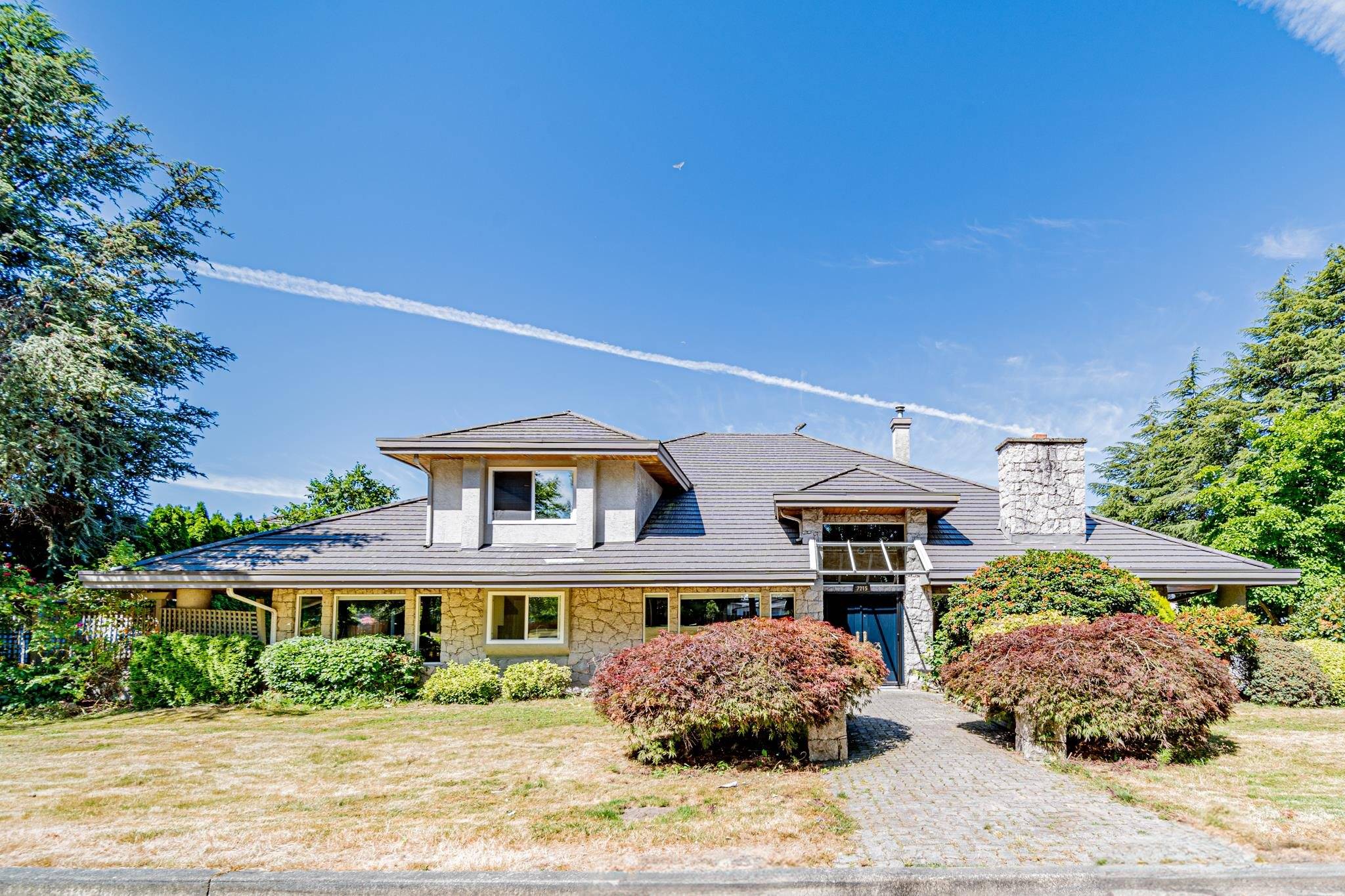 7215 Frobisher DR, Richmond, BC V7C 4P8