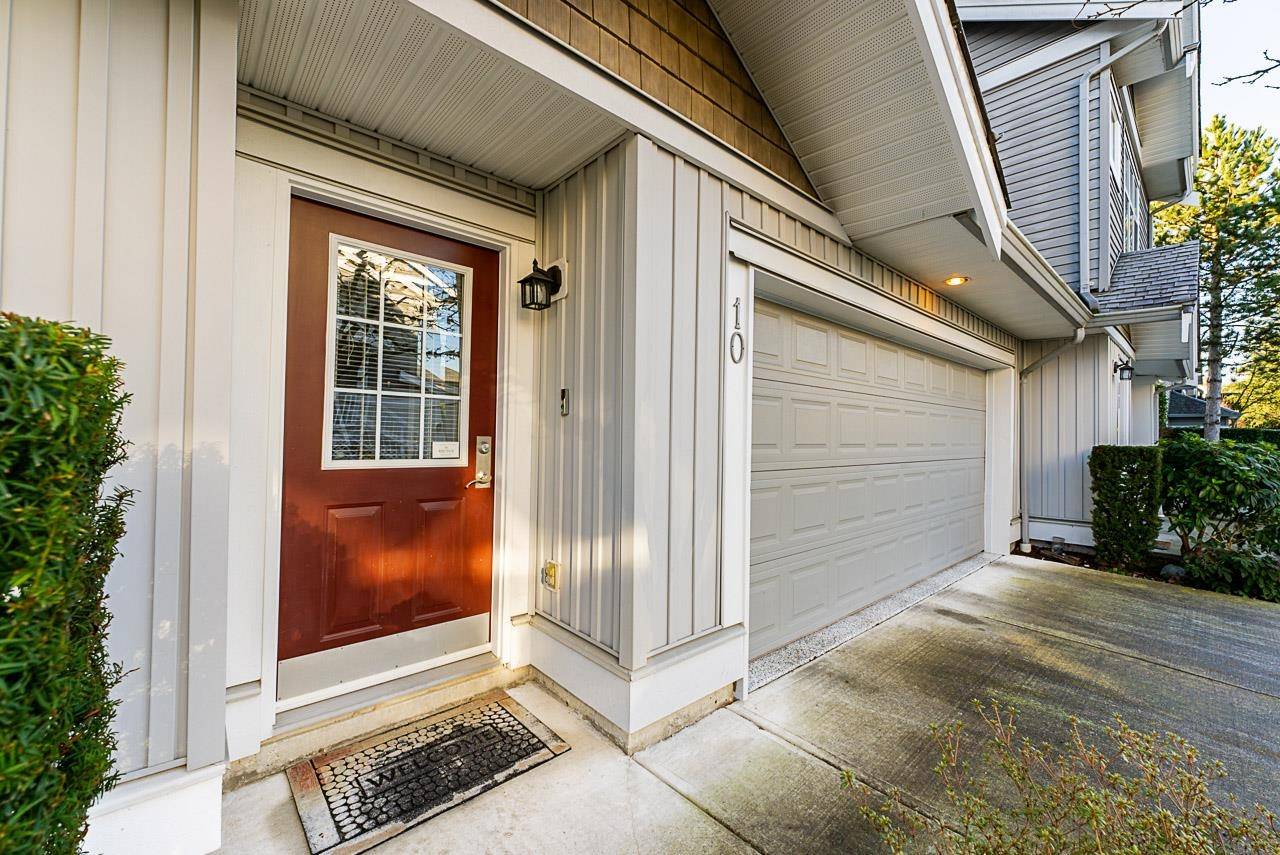 Surrey, BC V3X 3V3,16760 61st AVE #10