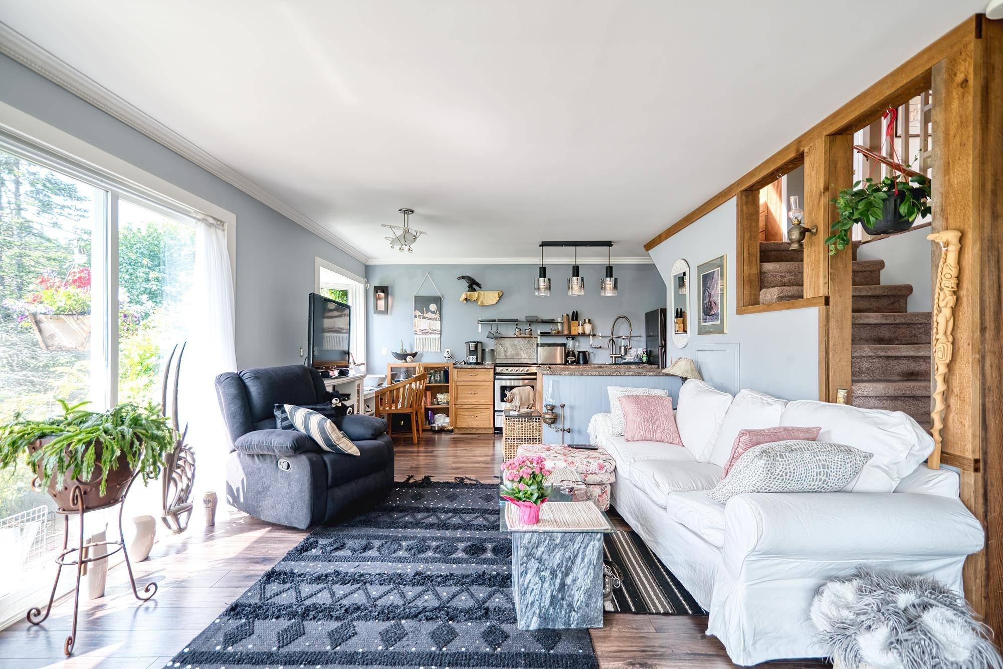 13214 Sexw'amin Pender Harbour, BC V0N 1S0