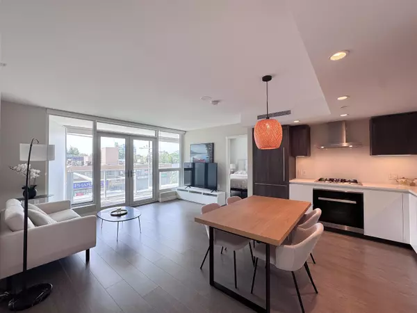 Richmond, BC V6Y 0L7,8133 Cook RD #314