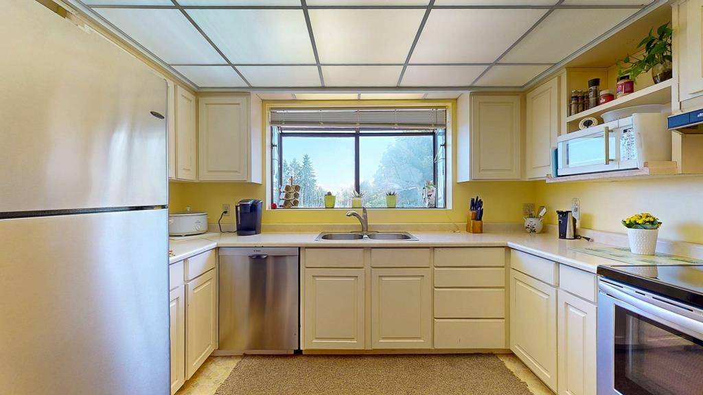 4377 Marble RD Sechelt, BC V0N 3A1