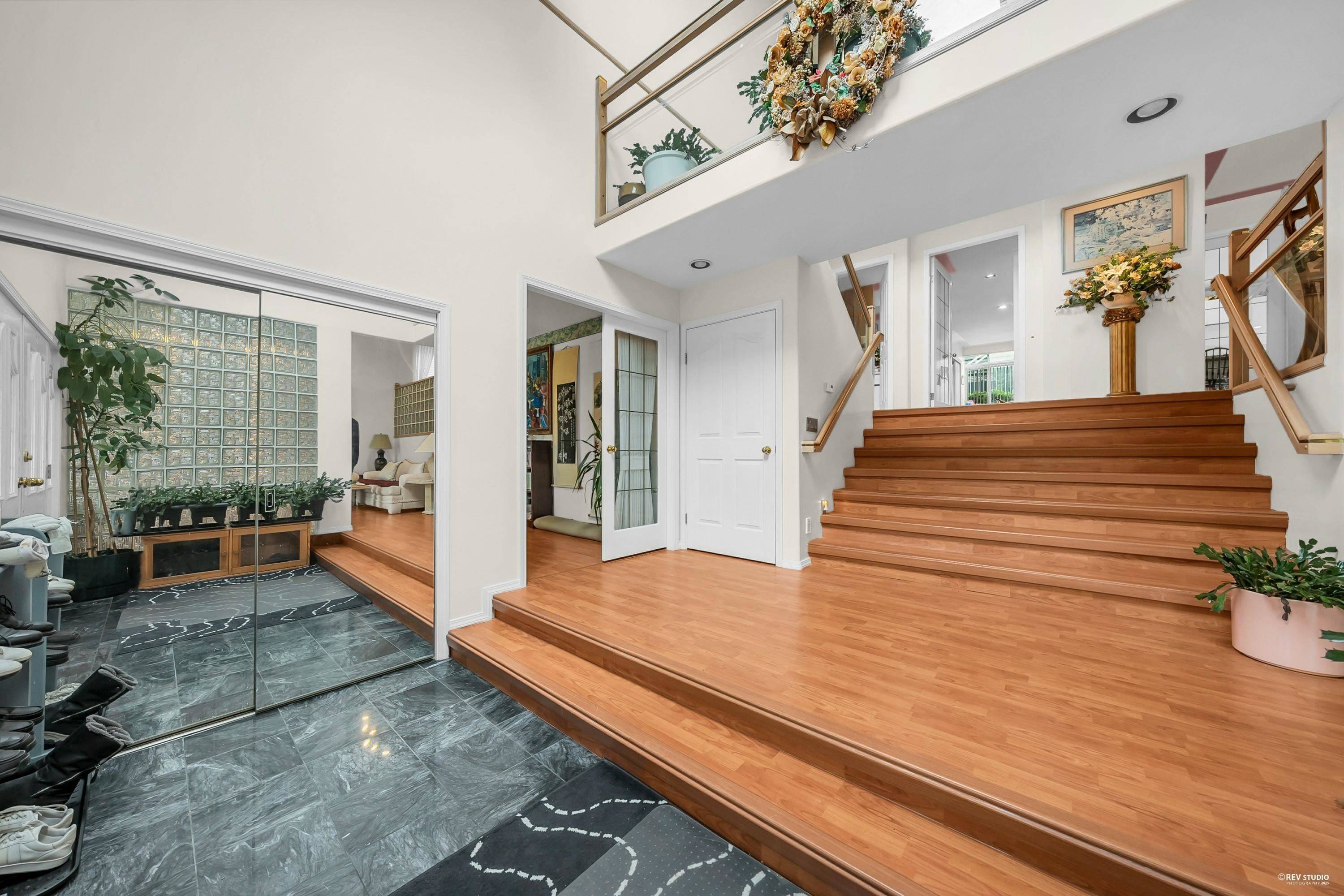 Port Moody, BC V3H 4T2,116 Ravine DR