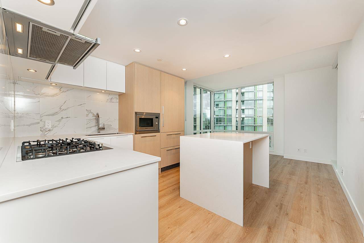 North Vancouver, BC V7J 0E6,1500 Fern ST #1202