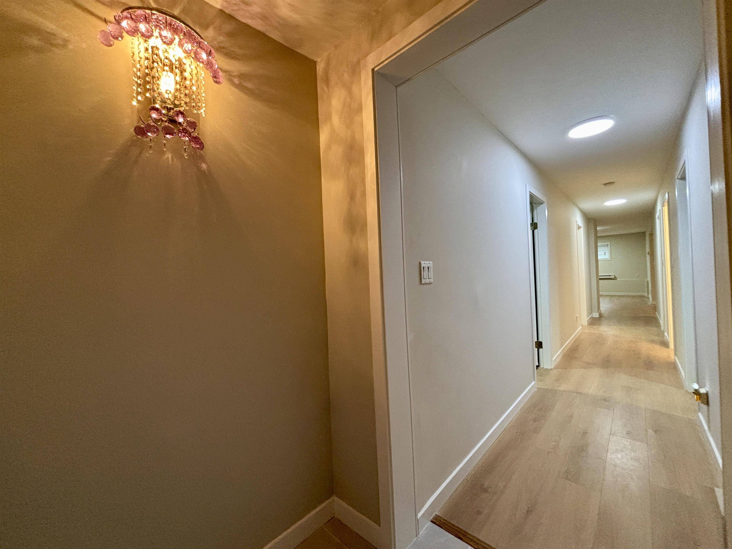 Port Coquitlam, BC V3B 1V2,1847 Prairie AVE #Garden-Level