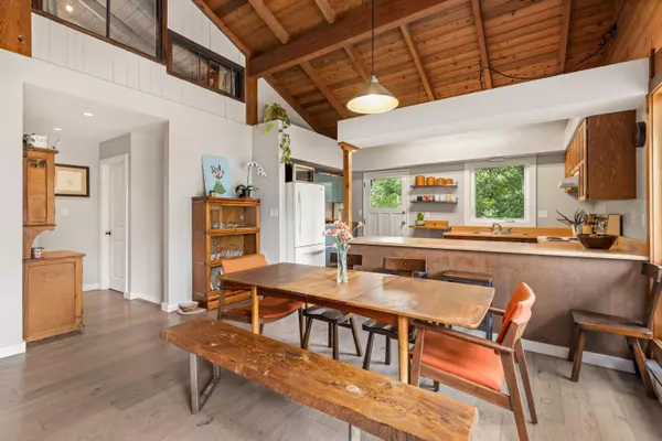 1553 Fraser RD Pemberton, BC V0N 2L0