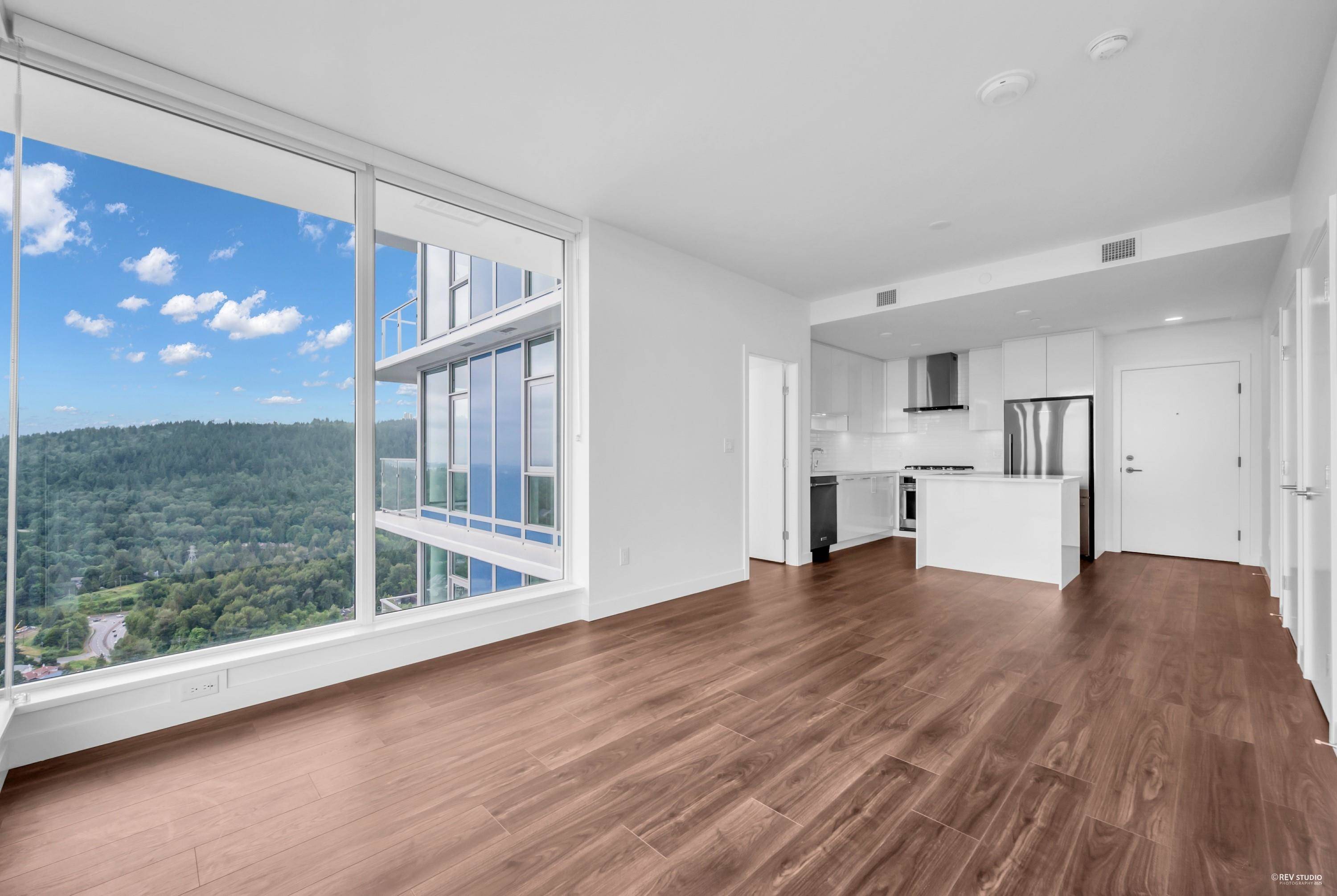 Coquitlam, BC V3J 0S7,518 Clarke RD #4407
