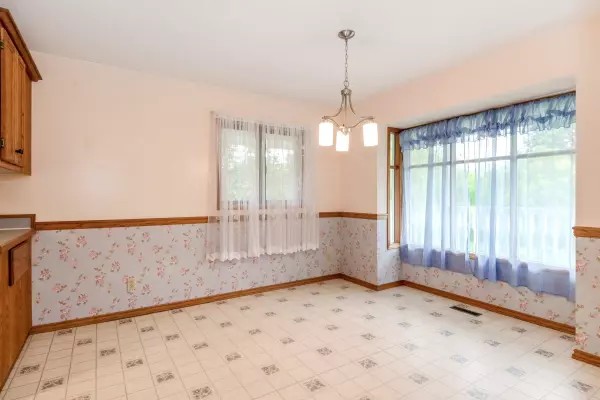 33845 Richards AVE Mission, BC V2V 5X4