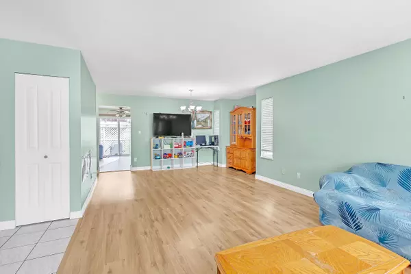 45763 Timothy AVE Chilliwack, BC V2R 2S3