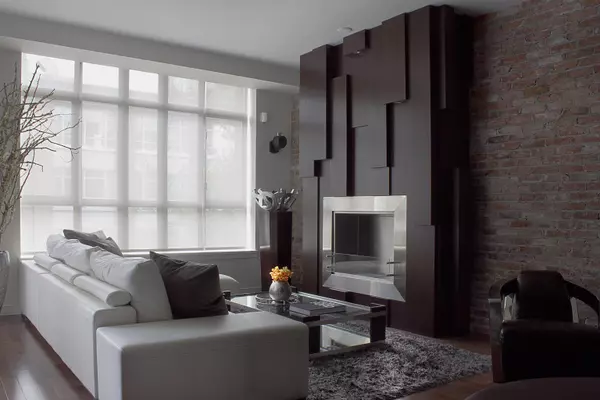 1241 Homer ST #401, Vancouver, BC V6B 2Y9