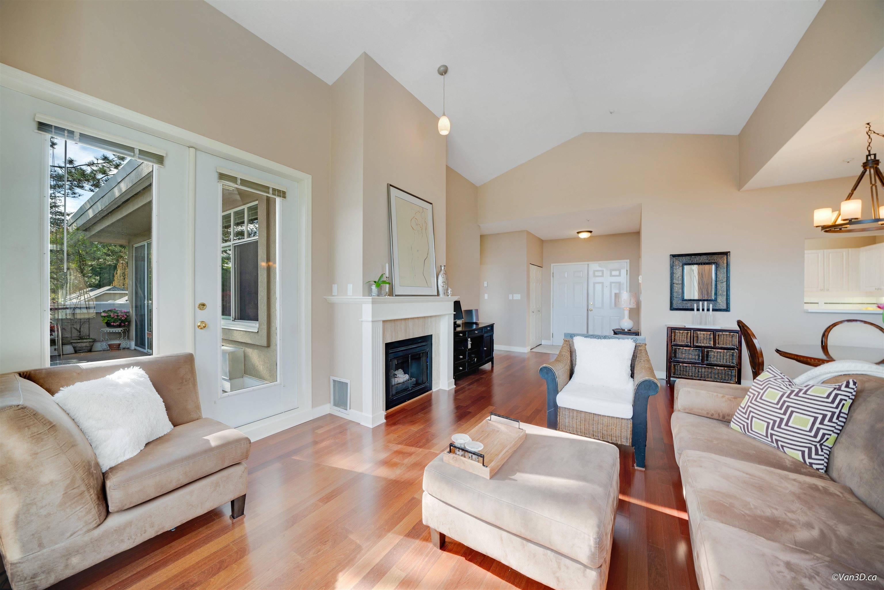 630 Roche Point DR #PH I North Vancouver, BC V7H 3A1