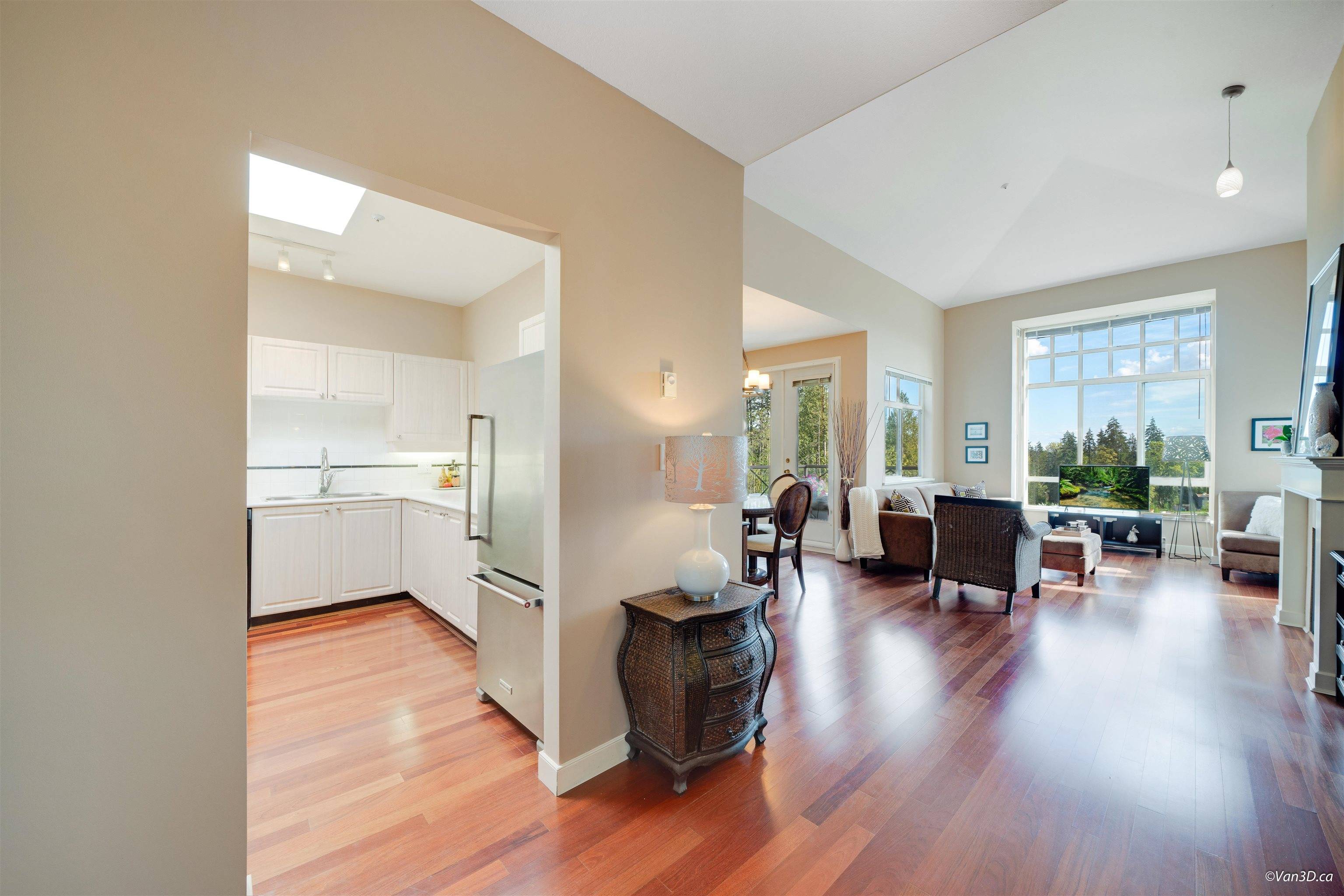 630 Roche Point DR #PH I North Vancouver, BC V7H 3A1