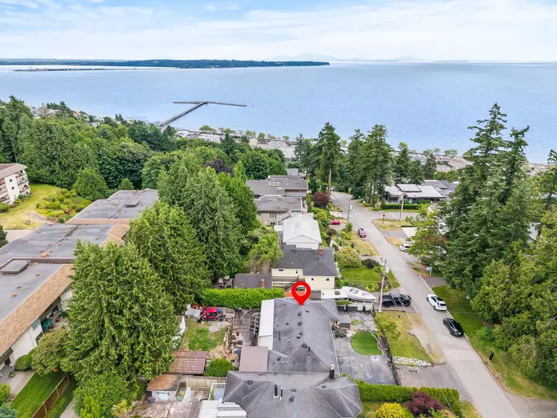 1360 Everall ST, White Rock, BC V4B 3S6