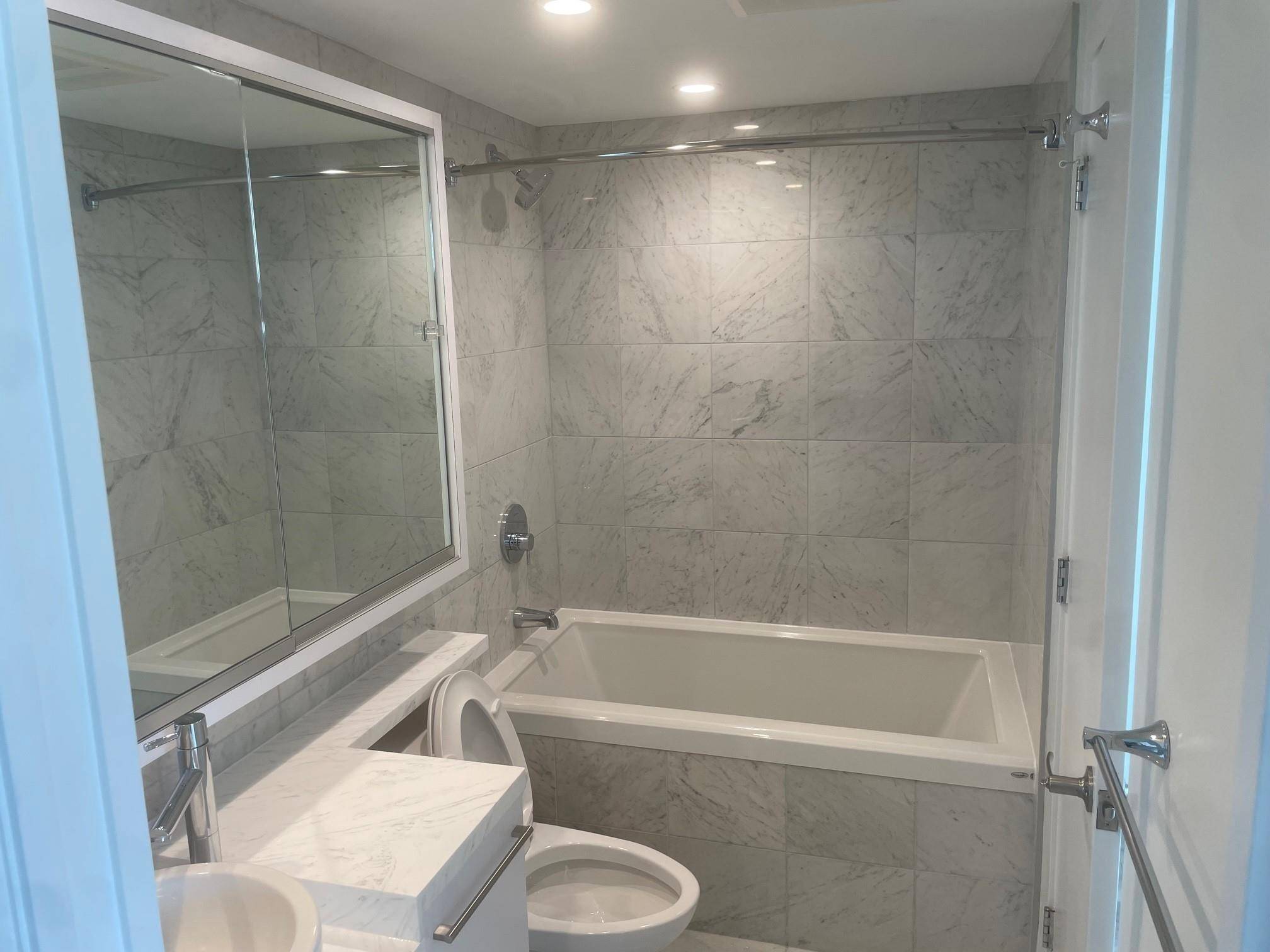 Vancouver, BC V6B 0G4,833 Seymour ST #1807