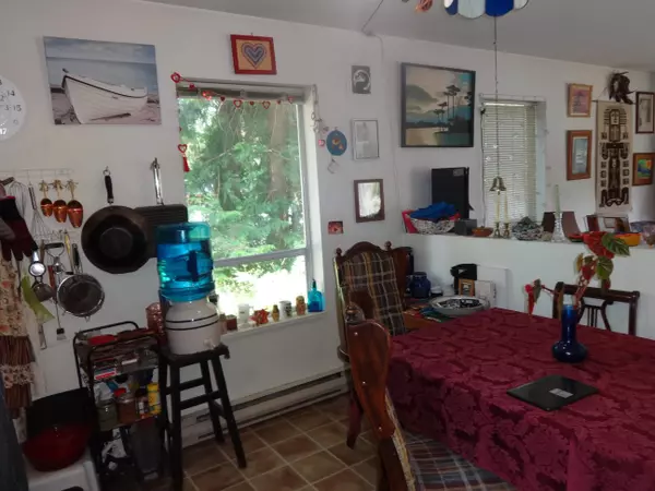 Gibsons, BC V0N 1V3,1088 Sunnyside RD