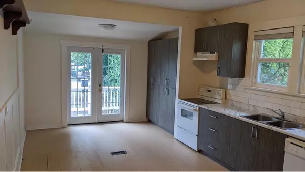 Abbotsford, BC V2S 2P4,33913 Pine ST