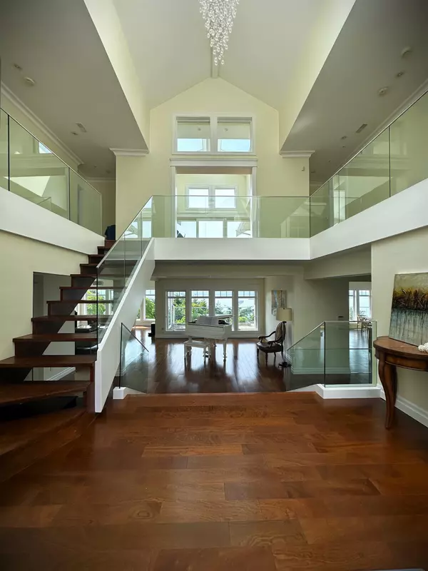 West Vancouver, BC V7S 3H7,2358 Constantine PL