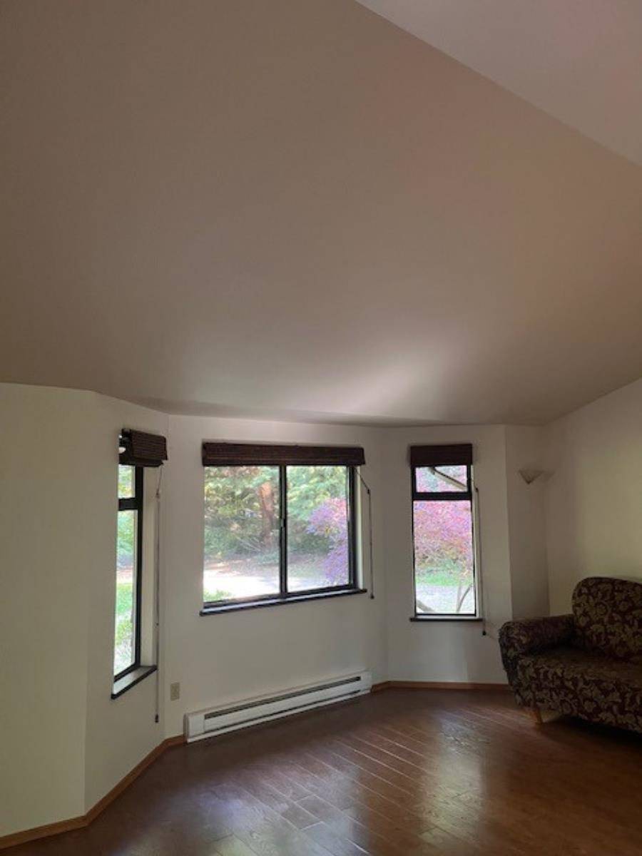Roberts Creek, BC V0N 2W4,980 Woodley RD