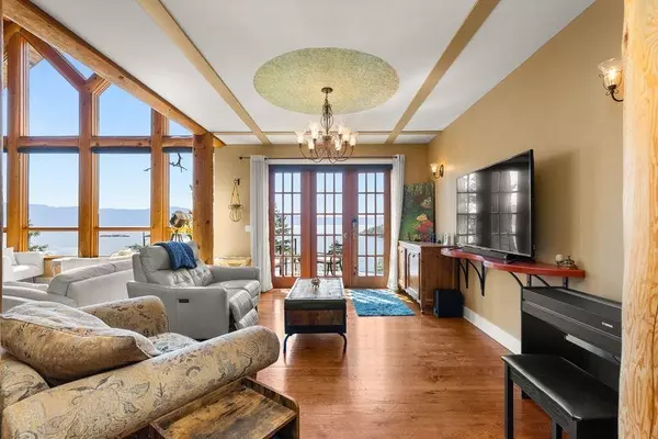 13543 Sakinaw DR Garden Bay, BC V0N 1S1