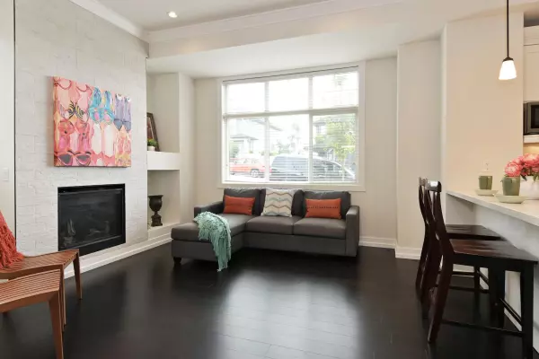 Surrey, BC V3Z 0L8,16455 22 AVE