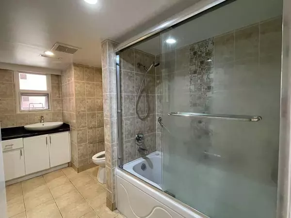 Richmond, BC V7A 3K7,11xxx Sealord RD