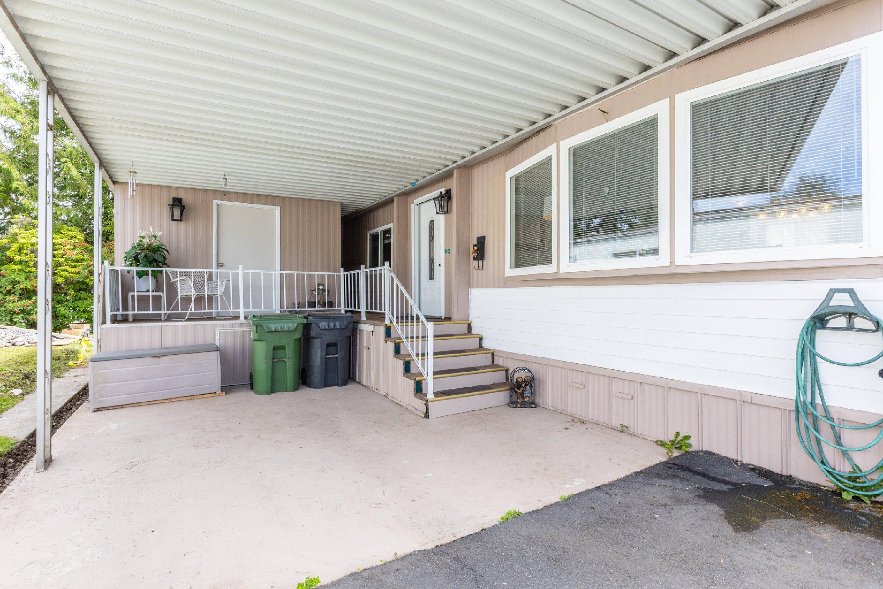 Surrey, BC V4A 4X4,1840 160 ST #251