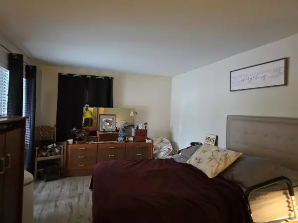 Mission, BC V2V 4C1,7500 Columbia ST #201