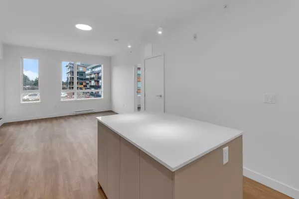 No City Value, BC V8M 2B8,2515 Hackett CRES #A205