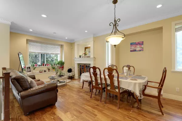 Surrey, BC V3T 4H7,10600 Whalley BLVD