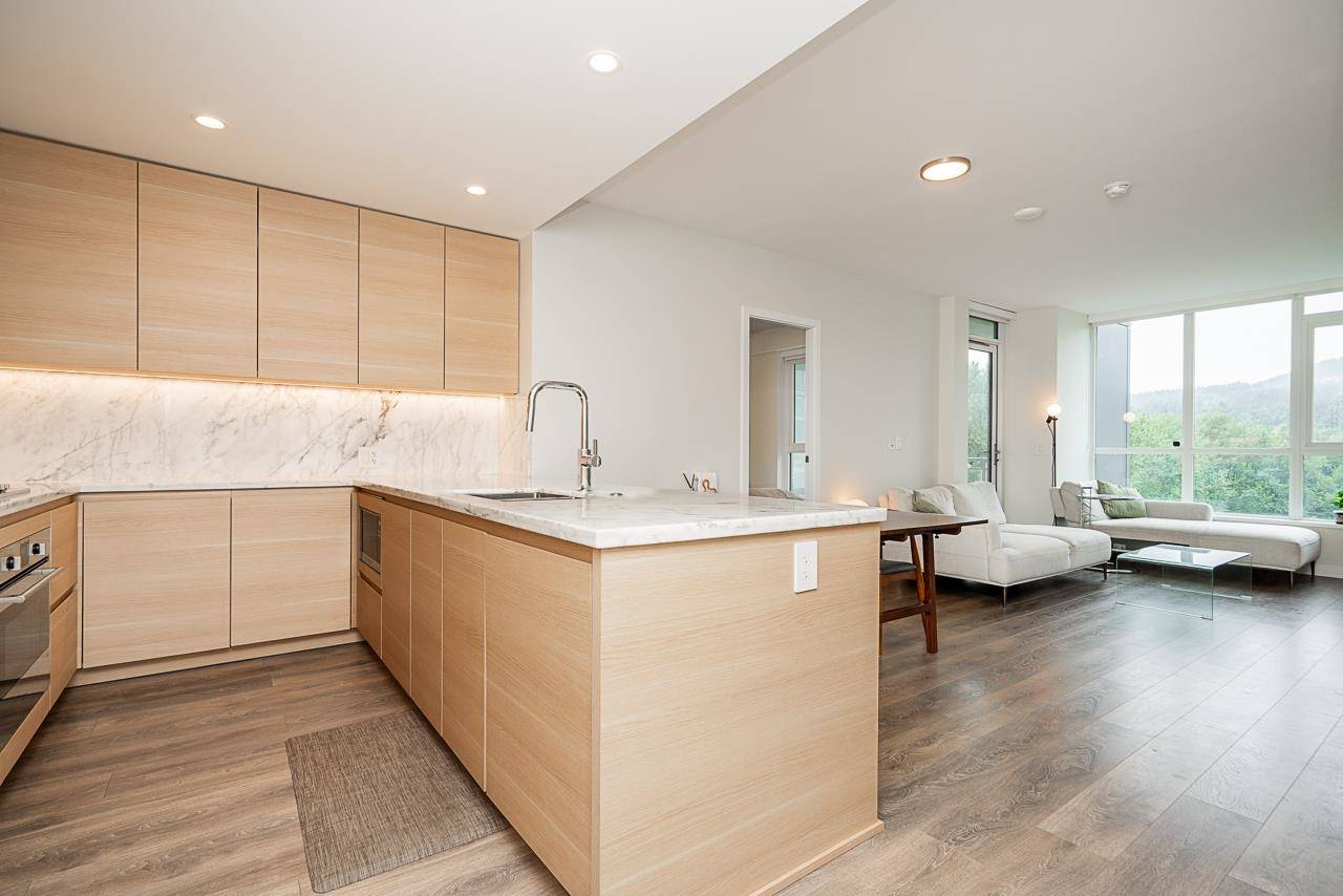 Port Moody, BC V3H 0M3,305 Morrissey RD #901