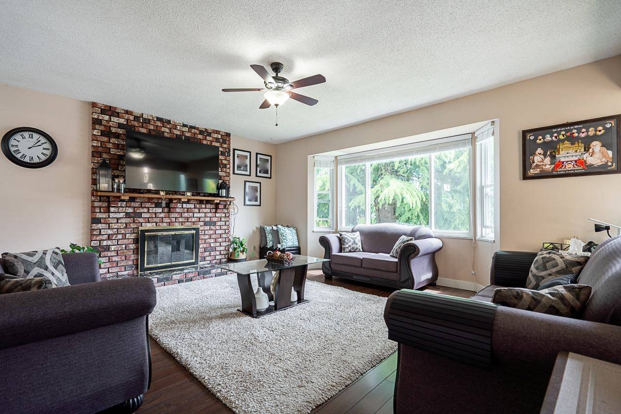 Surrey, BC V3W 7H6,12991 65a AVE