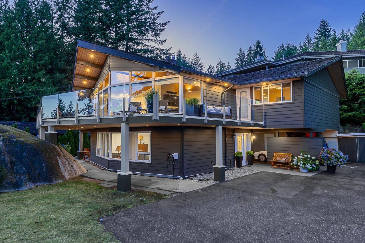 West Vancouver, BC V7S 2V9,4375 Woodcrest RD
