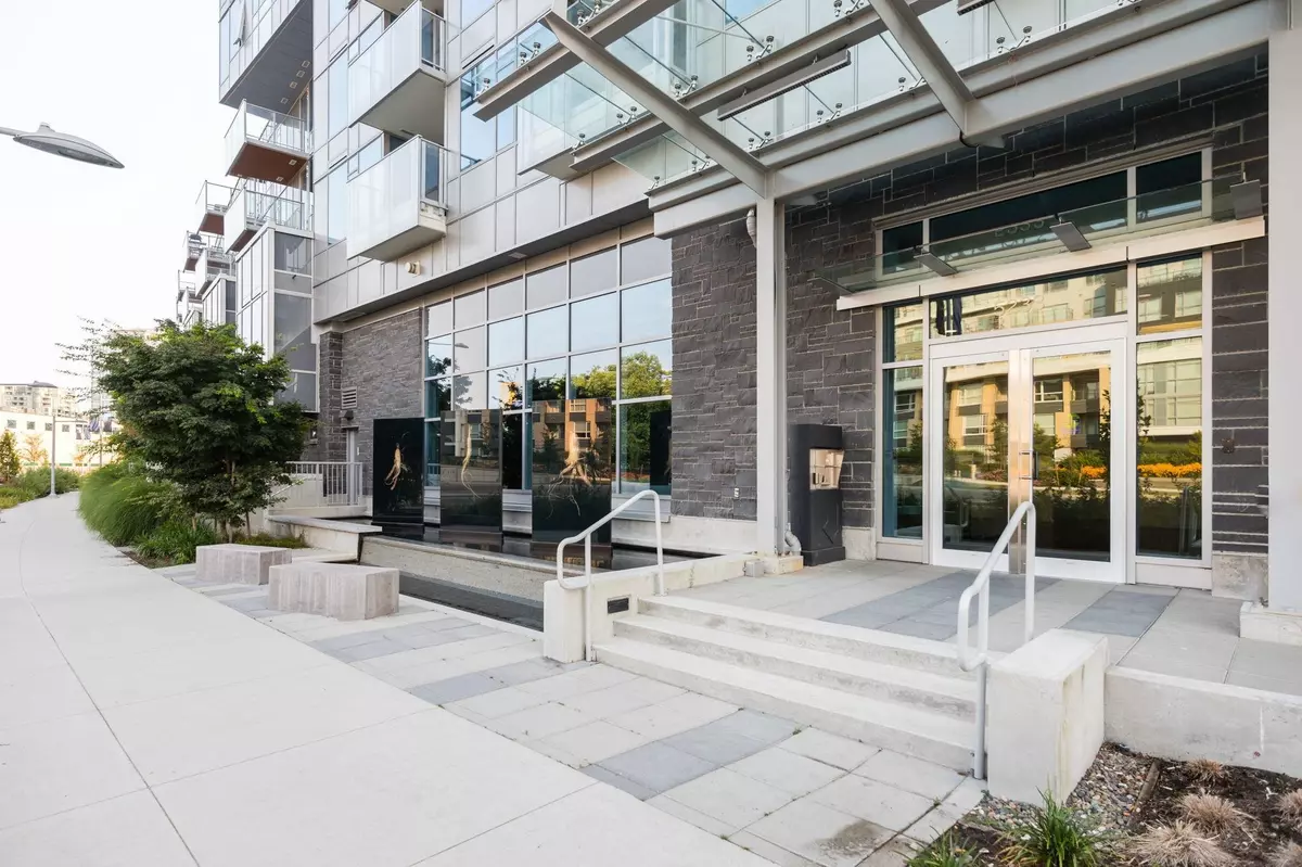Richmond, BC V7C 0B3,5233 Gilbert RD #1308