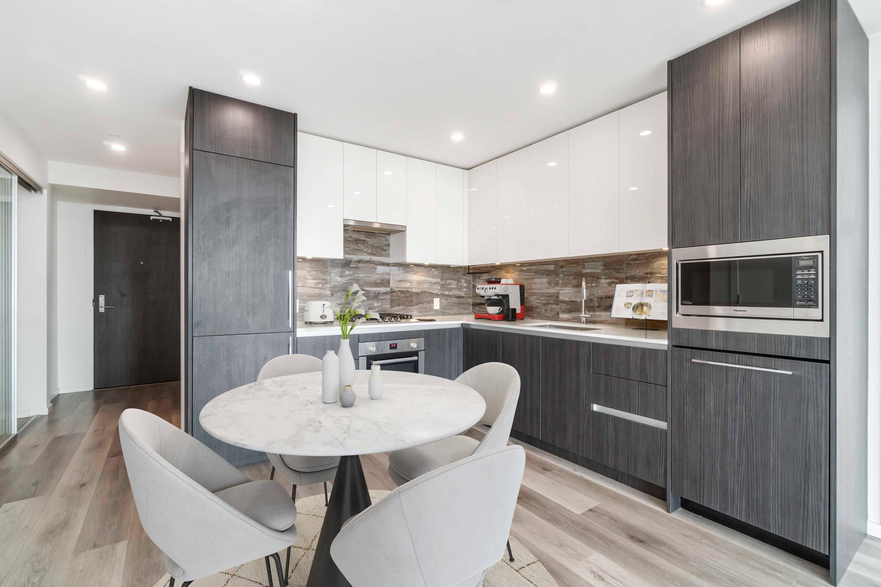 Burnaby, BC V5C 0L2,1888 Gilmore AVE #3505