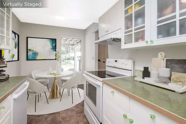 Surrey, BC V4A 5X3,15766 Mcbeth RD
