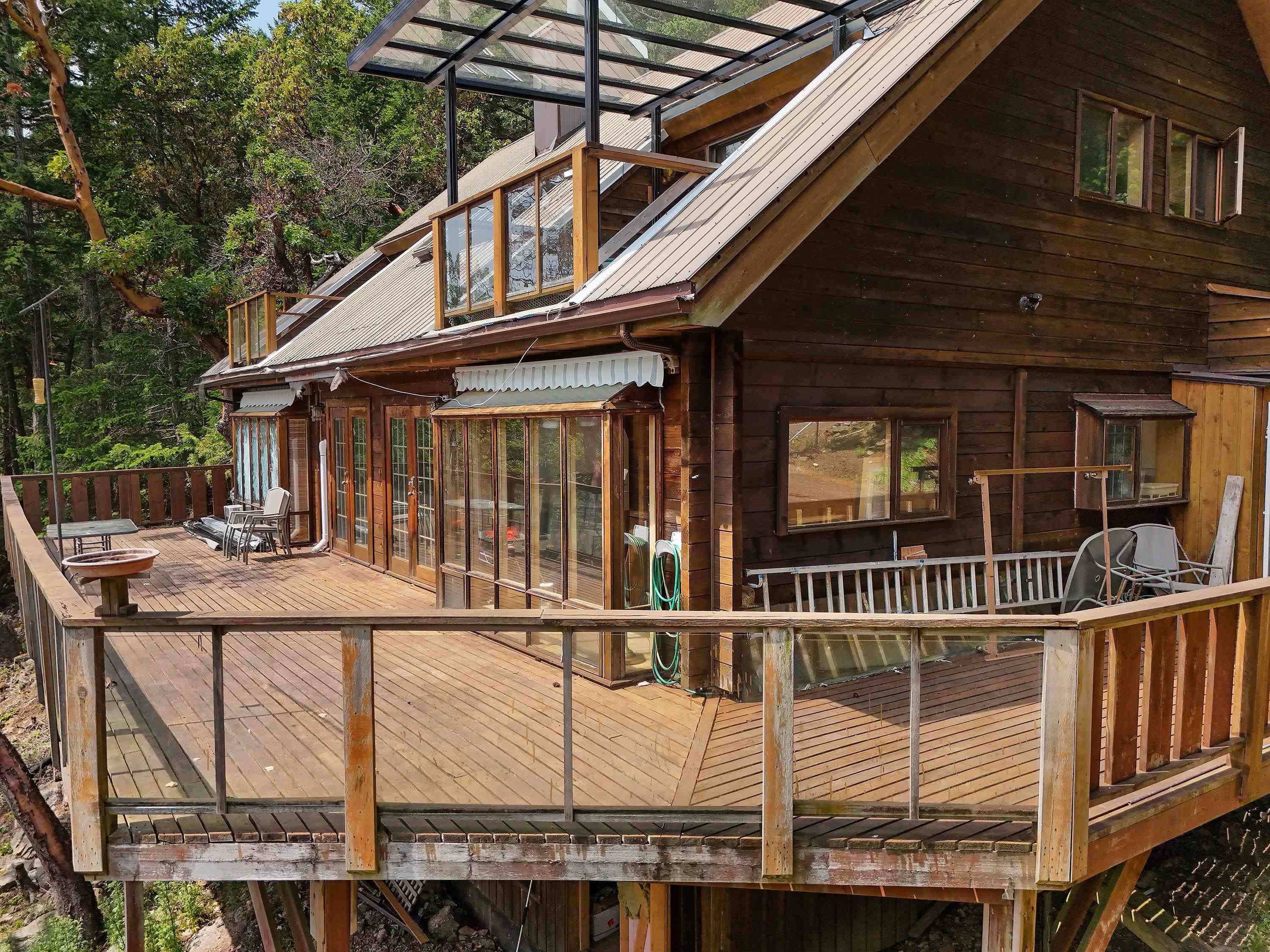Mayne Island, BC V0N 2J2,330 East West RD