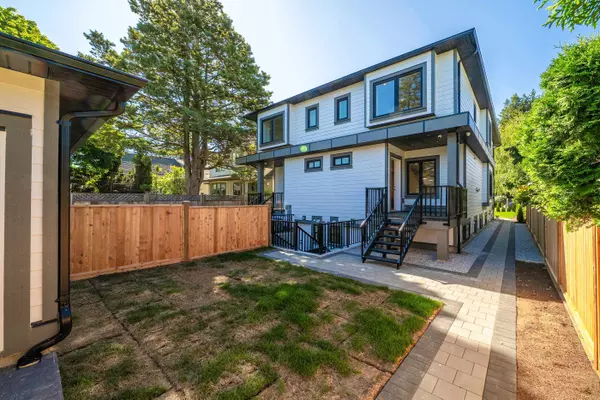 Vancouver, BC V6L 2A3,2835 W 31st AVE