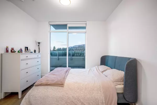 1675 Lions Gate LN #306 North Vancouver, BC V7P 3B4