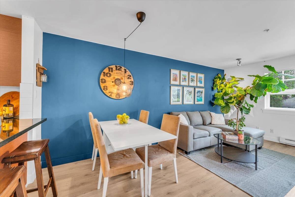 930 W 16th AVE #305 Vancouver, BC V5Z 1T2