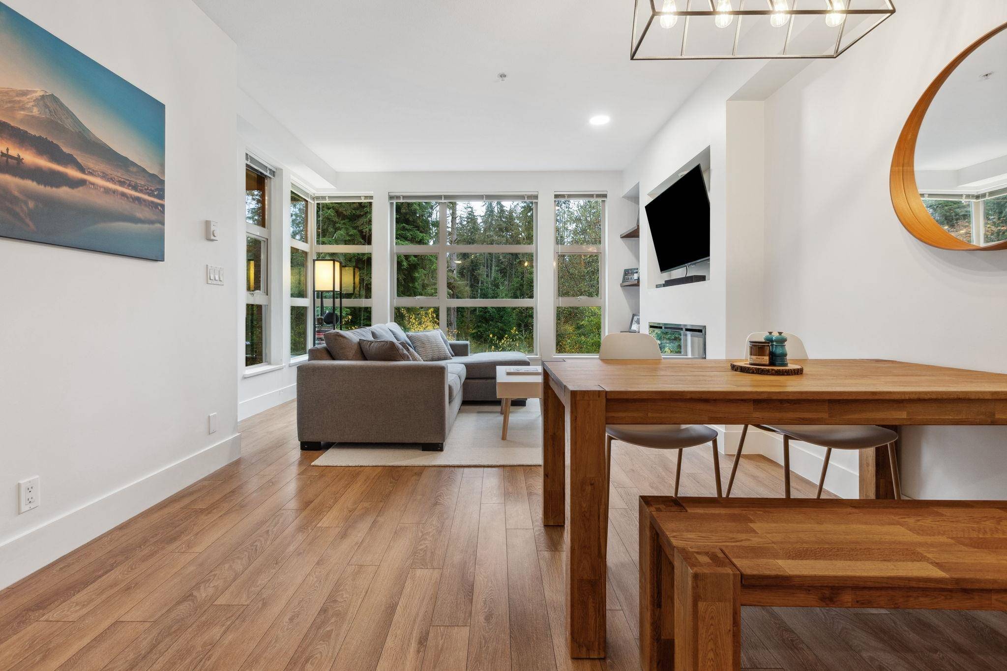 North Vancouver, BC V7G 0A3,3606 Aldercrest DR #422
