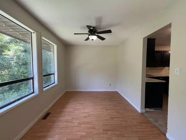 32827 14th AVE Mission, BC V2V 6C1