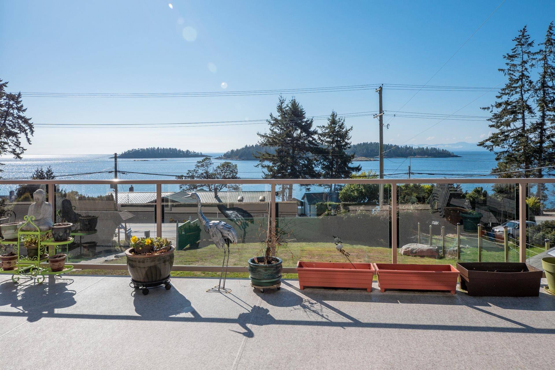 Sechelt, BC V0N 3A8,6682 Sunshine Coast HWY