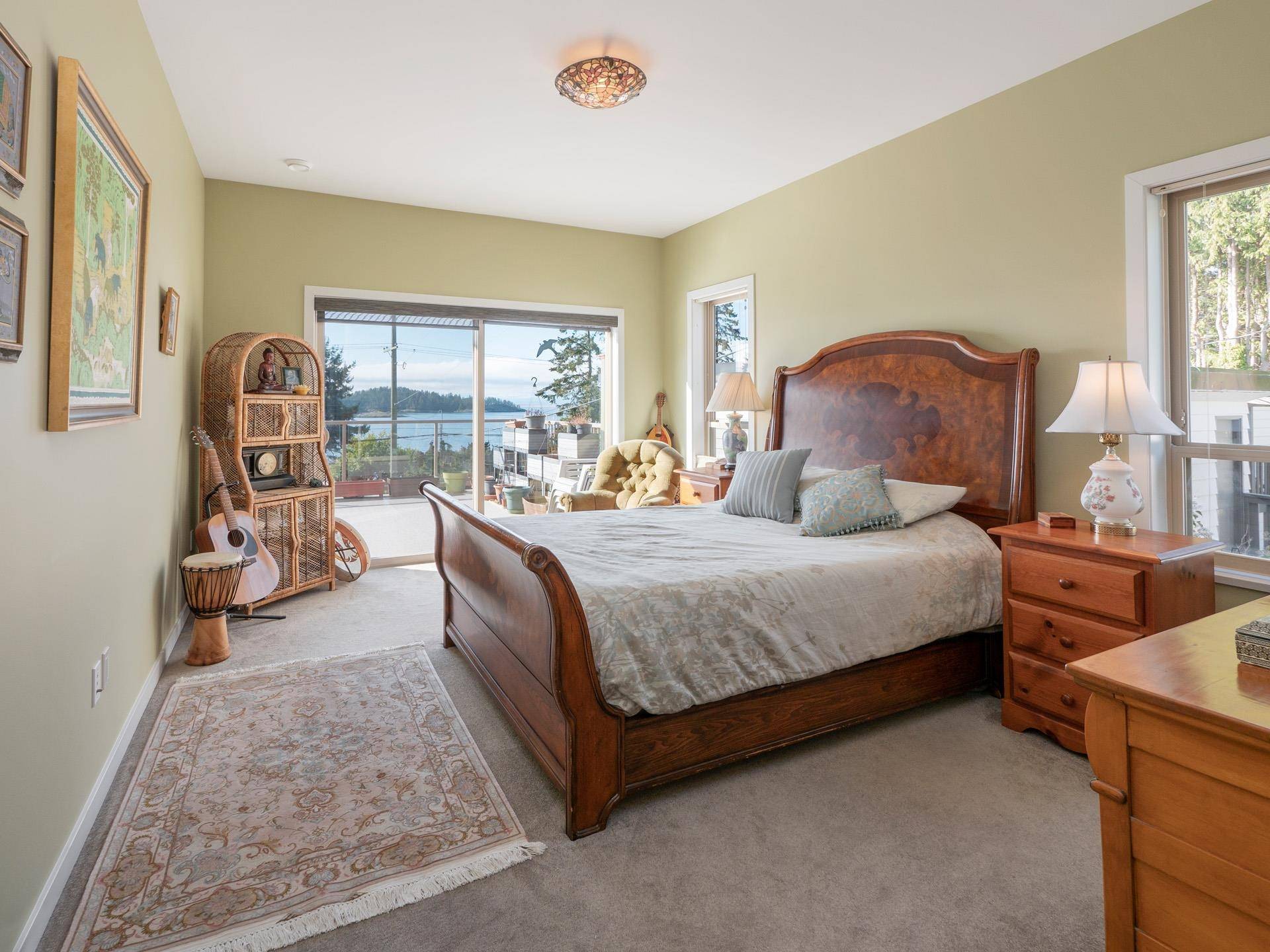 6682 Sunshine Coast HWY Sechelt, BC V0N 3A8