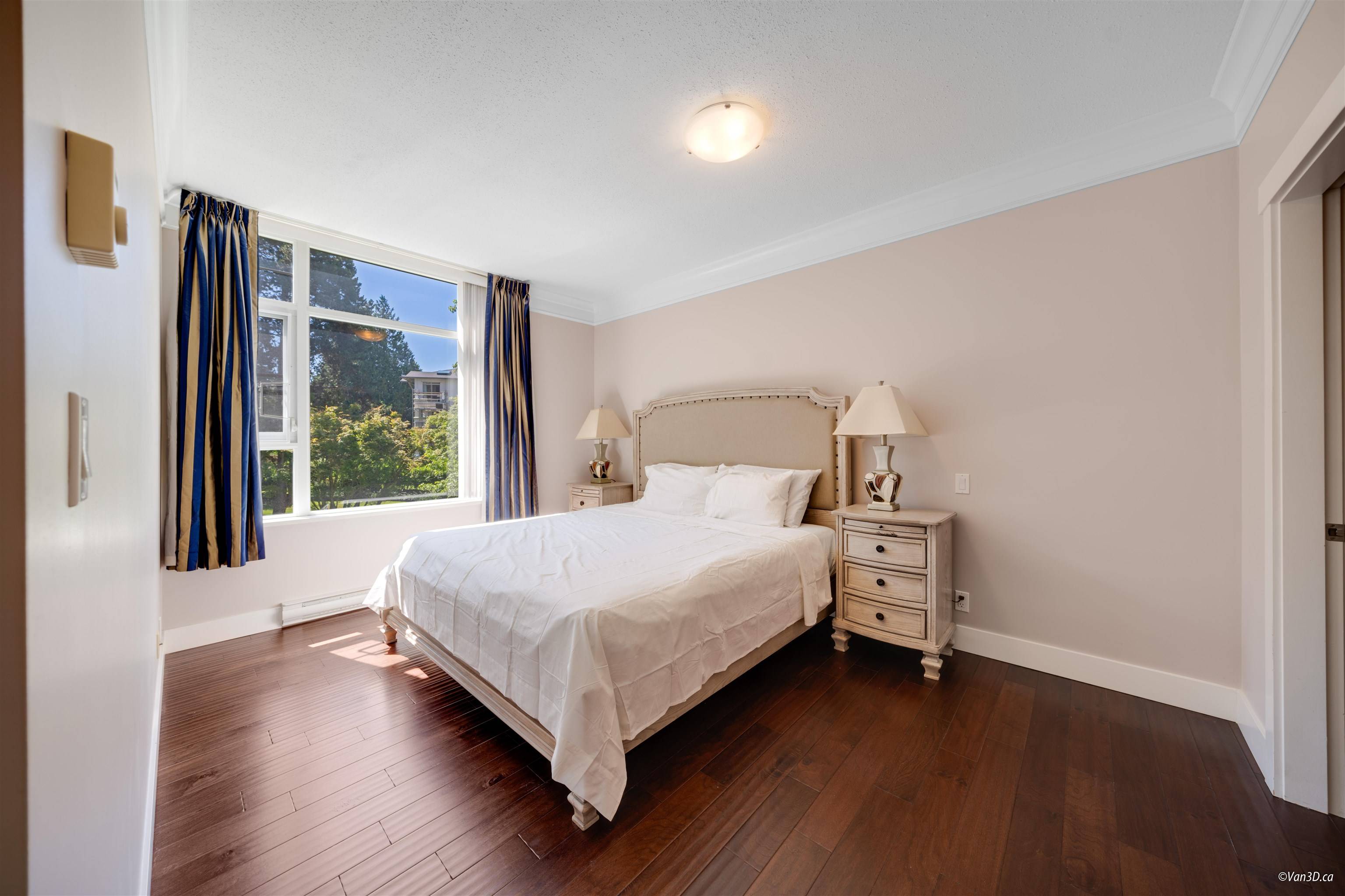 4759 Valley DR #302 Vancouver, BC V6J 4B7